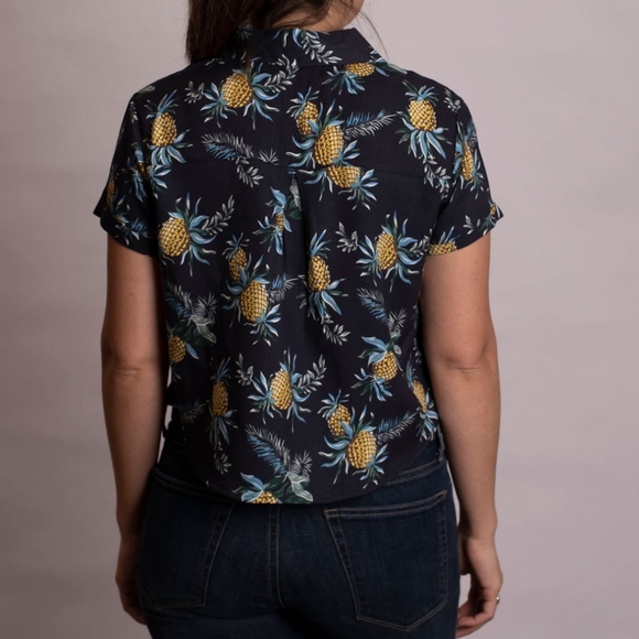Pineapple Shirt - Picture 2 of 5